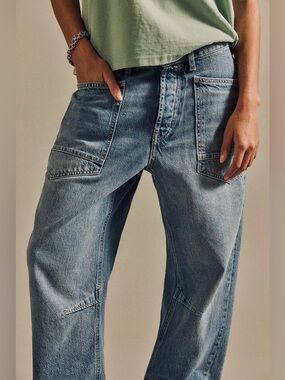 We The Free Moxie Minimalist Barrel Jeans🔥size 32
